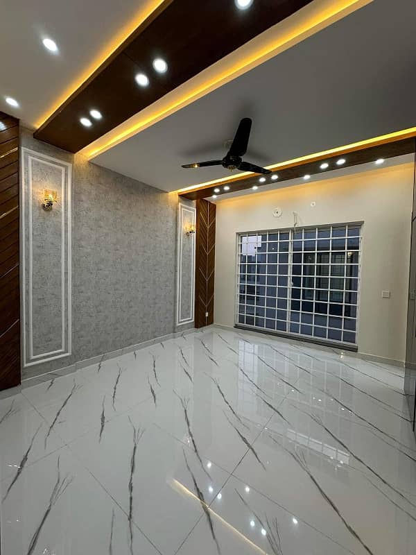 10 Marla Brand New House Available For Sale In Bahria Town Lahore 2