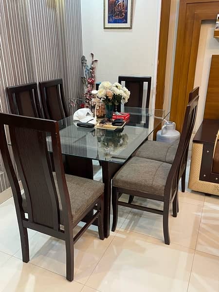 Dinning table with 6 chairs 2