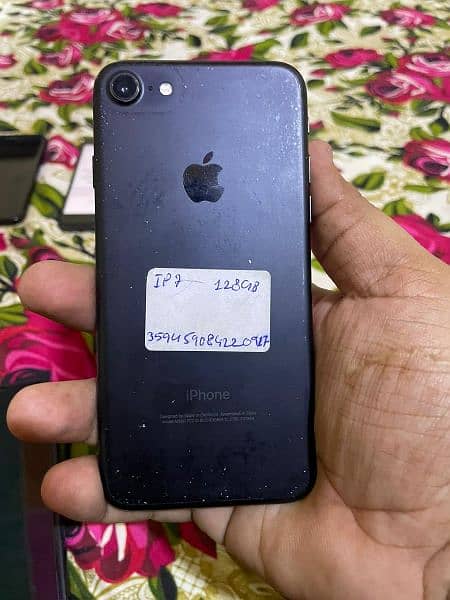 I phone 7 non PTA sim time 4 month ha 0