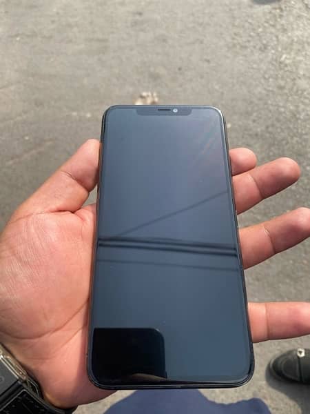 iphone 11 pro max dual pta approved whtsapp(03336279733) 5