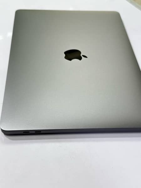 Mac book Pro 2019 4