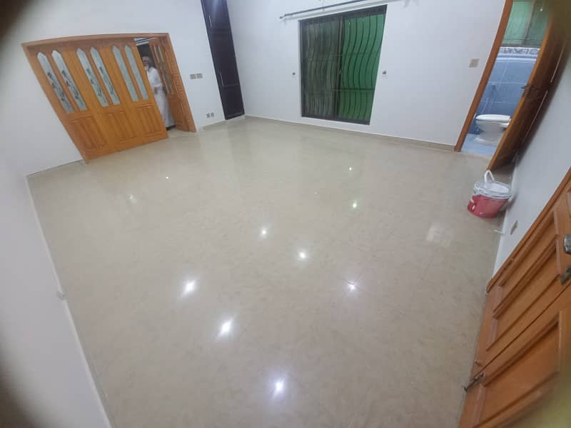 28 Marla Upper Portion For Rent Available In Valencia Housing Society Lahore 3