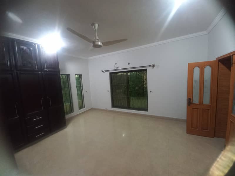 28 Marla Upper Portion For Rent Available In Valencia Housing Society Lahore 10