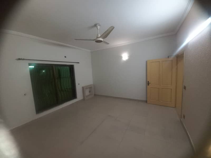 28 Marla Upper Portion For Rent Available In Valencia Housing Society Lahore 20