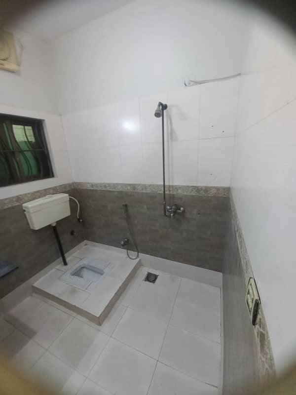 28 Marla Upper Portion For Rent Available In Valencia Housing Society Lahore 35