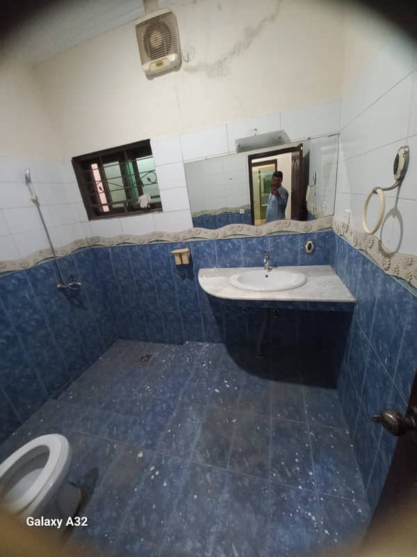 1 Kanal Lower Portion For Rent Available In Valencia Housing Society Lahore 5