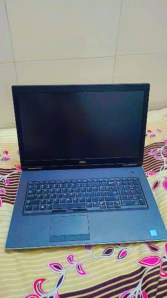 Dell 7740 laptop 0