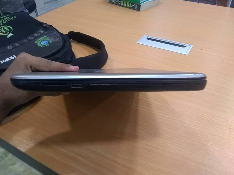 laptop for sale in resonable price 1