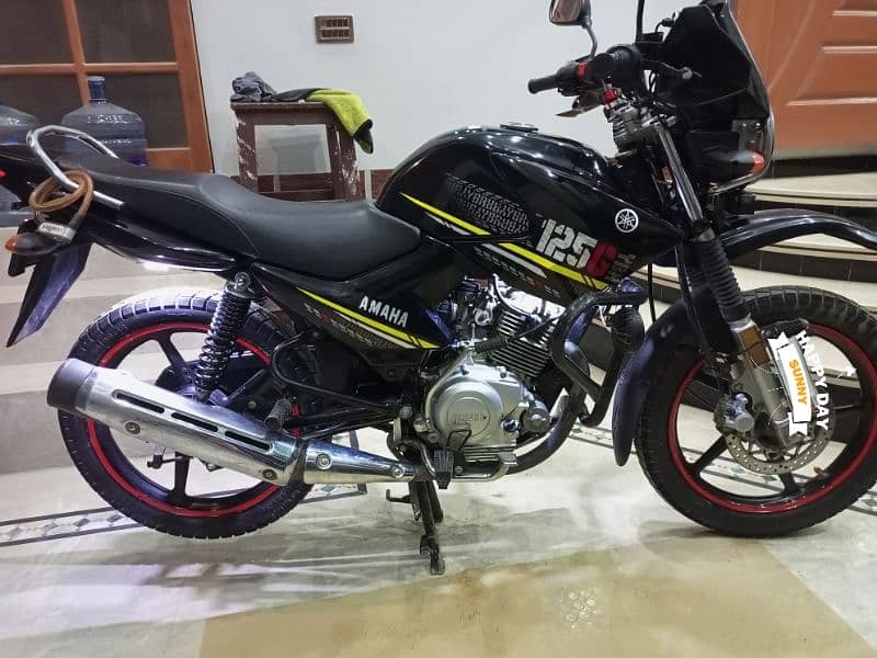 Yamaha ybr g 2021/22 like new  Honda 125 150 gr gs 150 touring bike 3