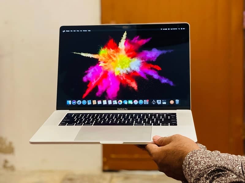 MacBook Pro Retina, 15-inch, 2019 2