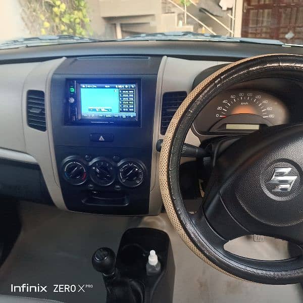 Suzuki Wagon R 2019 4