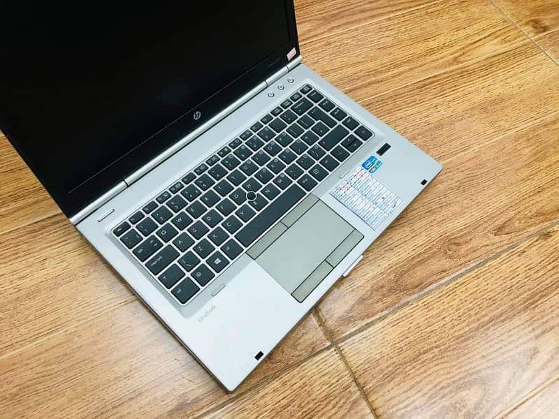 Hp EliteBook Core i5 2nd Generation 8GB Ram / 128GB SSD 2