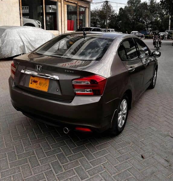 Honda City Aspire 2015 4