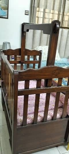 baby cot bed with swing (palna)