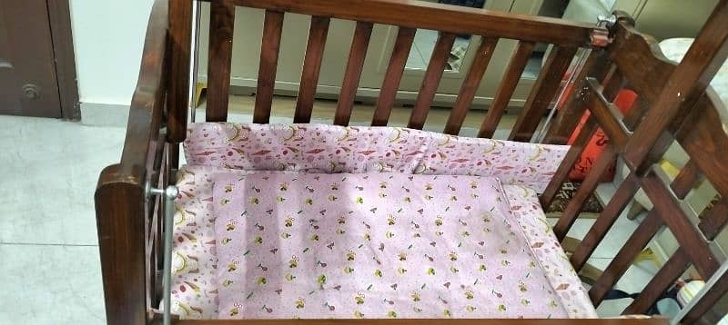 baby cot bed with swing (palna) 3