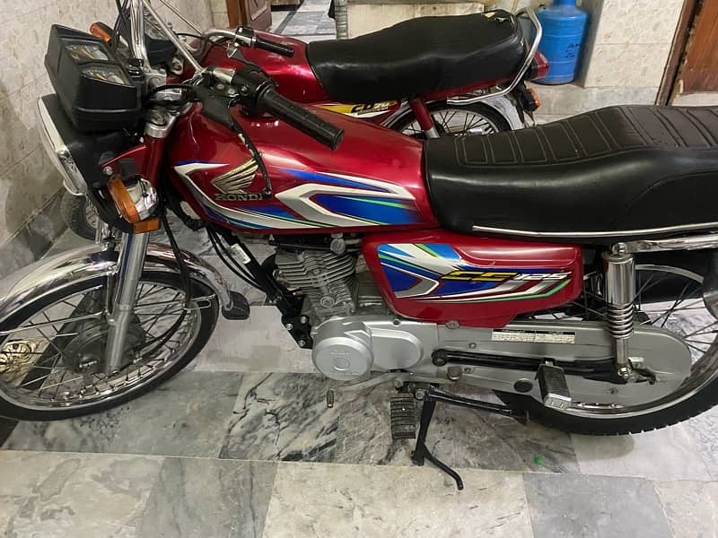 Honda 125 2022 total genuine bike 0