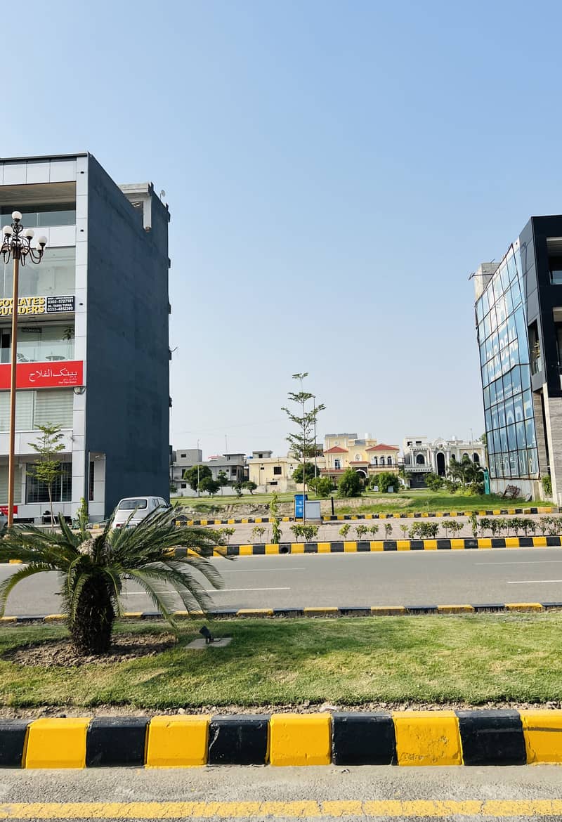 4 Marla Commercial Plot For Urgent Sale Block Tulip In Park View City Lahore 6