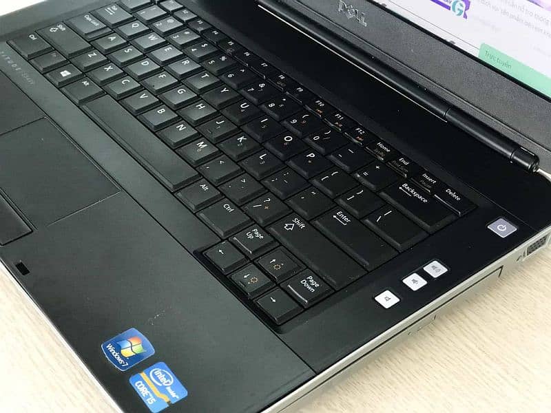 Dell Latitude Core i7 2nd Generation 8GB Ram / 128GB SSD 1