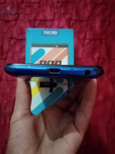 I am sell phone tecno pop4 03032219916 6