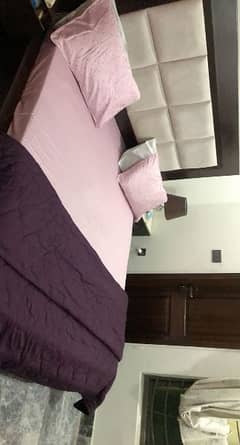 bed set with side tables and dressing