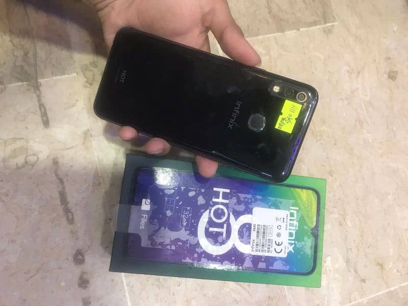 INFINIX HOT 8 LITE 2GB 32GB 2