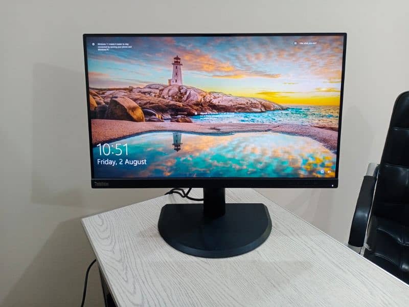 Lenovo Thinkvision 24 inches 1080p ips borderless led for graphic 2