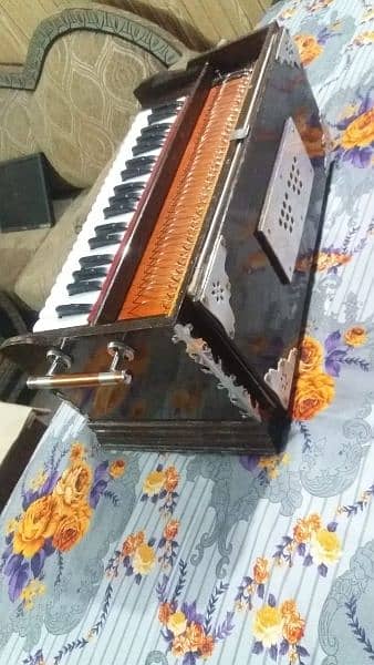 indin harmonium 2