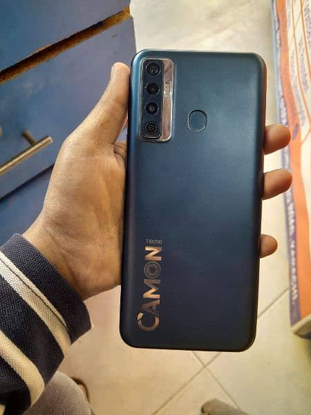 Techno camon 17 with box 6/128 2