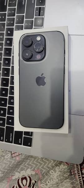 iphone 14 pro 4