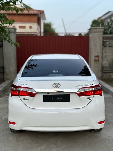 Toyota Altis Grande 2017 5