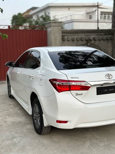 Toyota Altis Grande 2017 6