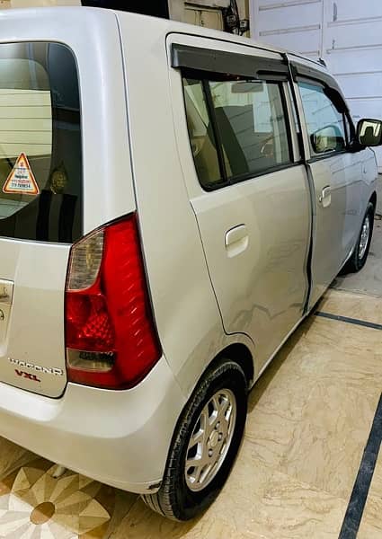 Suzuki Wagon R 2019 14