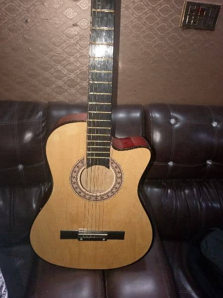 guitar for sale like a new with bag and pick 2