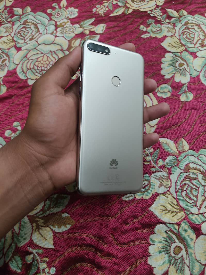 Huawei y7 prime. 1