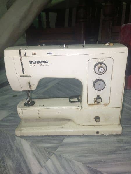 BERNINA 830 0