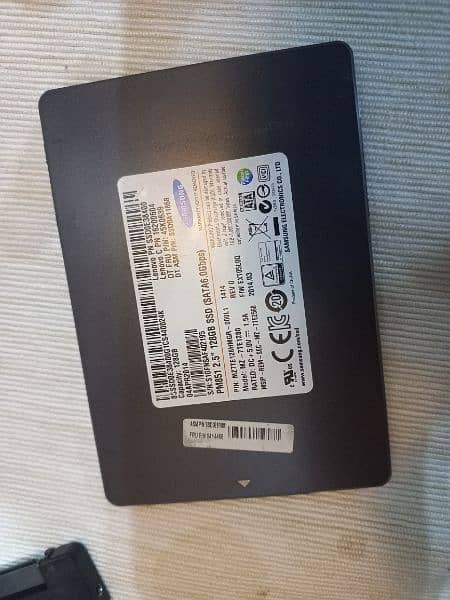 128gb ssd hard drive/branded/computer laptop accessories/sata 2