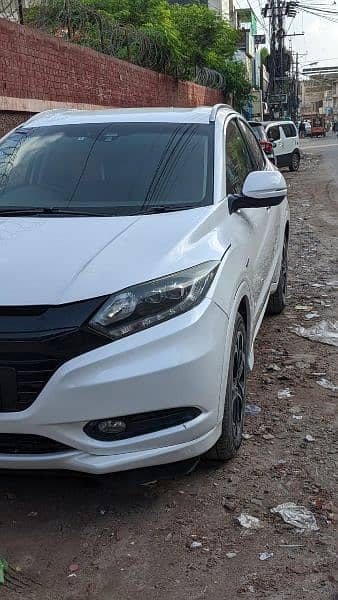 Honda Vezel 2015 1