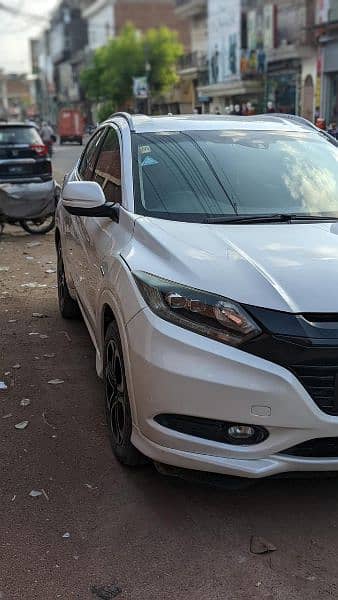 Honda Vezel 2015 3