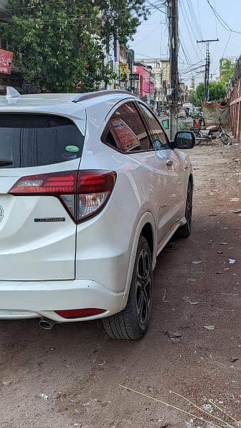 Honda Vezel 2015 7