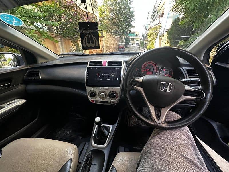 Honda City 2010 4