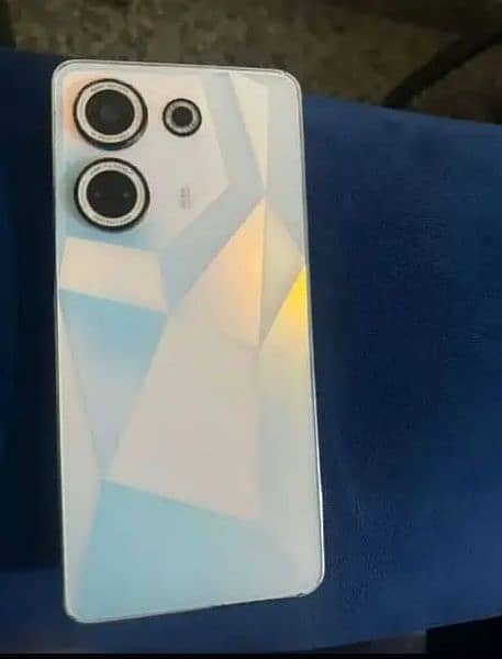 Tecno camon 20  8+8/256 with original box 0