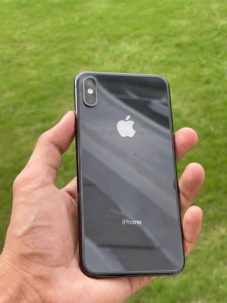 iPhone XS Max factory unlock 5