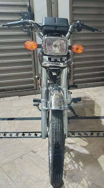 Honda CG 125 2024 Color Black For sale Phone Number 032454383 2