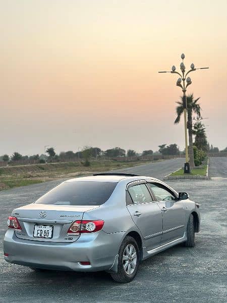 Toyota Corolla Altis SR 2011 end 2012 Reg 0