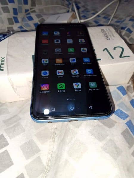 Infinix not12 AMOLED 1