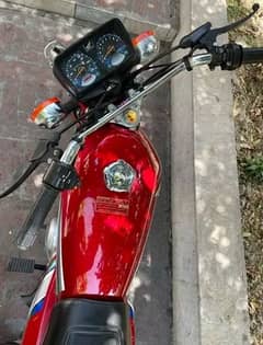 Honda 125 10 / 10 condition