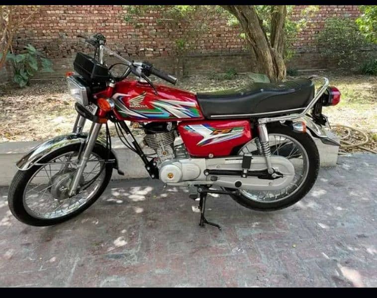 Honda 125 10 / 10 condition 2