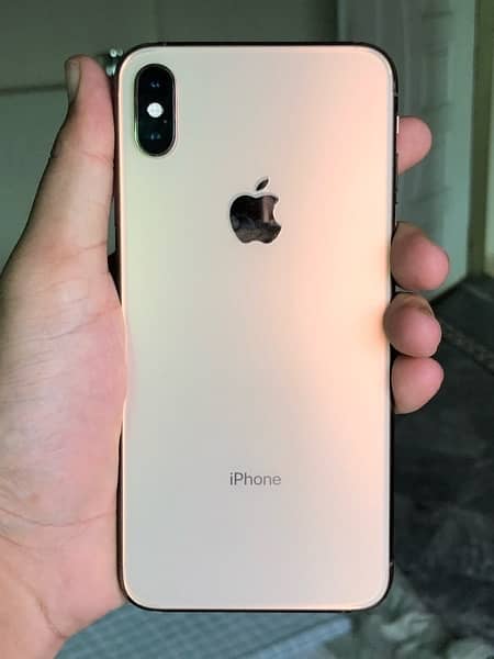 iphone  xs max pta approved dual sim 4