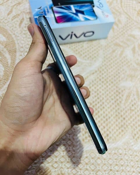 *vivo best budget phone Y17* 9