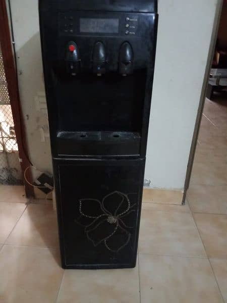 orient water dispensar 0